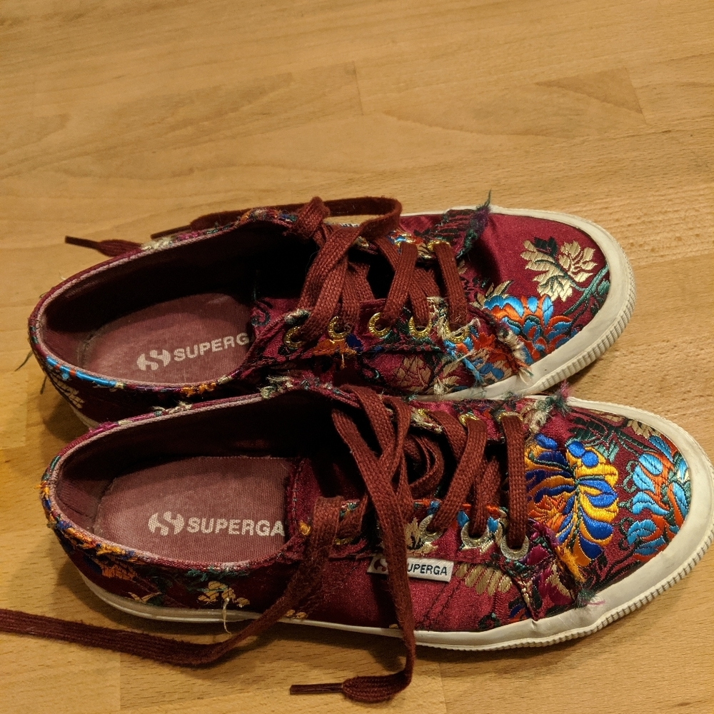 Superga embroided sneakers in burgundy